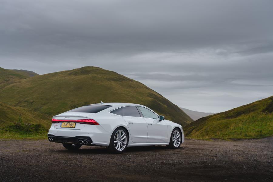  Audi S7 Sportback TDI 2019 года  (UK) (фото 35 из 41)